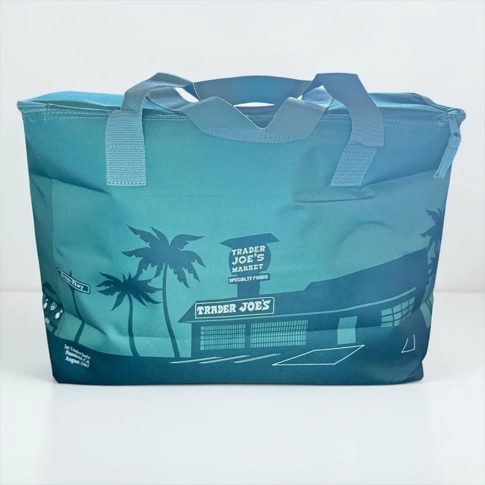 Trader Joe's Large Reusable Insulated Shopping Bag Teal Blue 8 Gallon Cooler NEW